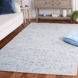 Safavieh Ebony EBN209 Light Blue / Ivory Area Rug