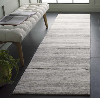 Safavieh Ebony EBN221H Dark Grey / Ivory Area Rug Room Scene Feature