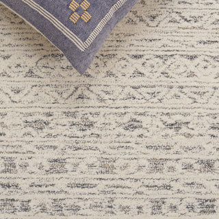 Safavieh Ebony EBN222F Ivory / Grey Area Rug Detail