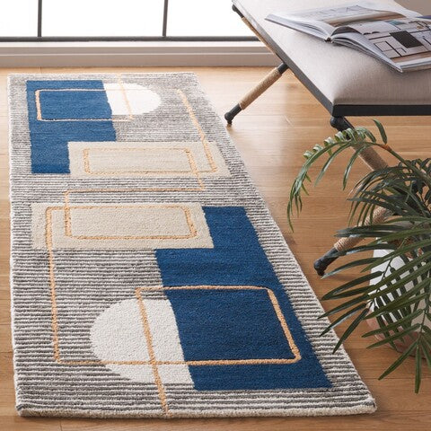 Safavieh Ebony EBN254M Beige / Blue Area Rug Room Scene Feature