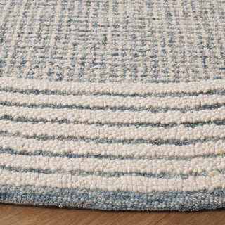Safavieh Ebony EBN425M Blue / Ivory Area Rug Detail