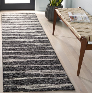 Safavieh Ebony EBN526Z Black / Ivory Area Rug Room Scene Feature