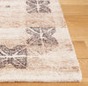 Safavieh Ebony EBN608D Gold / Beige Area Rug Detail