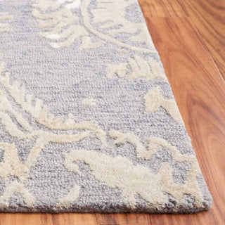 Safavieh Ebony EBN657F Grey / Ivory Area Rug Detail