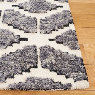 Safavieh Ebony EBN704H Dark Grey / Ivory Area Rug Detail