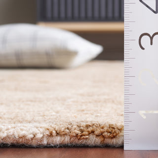 Safavieh Ebony EBN751B Beige / Brown Area Rug Detail