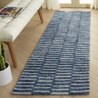 Safavieh Ebony EBN751N Navy / Light Blue Area Rug Room Scene