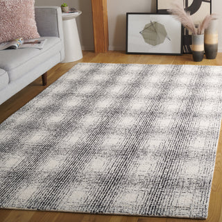 Safavieh Ebony EBN809Z Ivory / Black Area Rug Room Scene