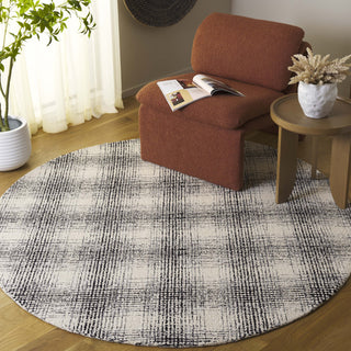 Safavieh Ebony EBN809Z Ivory / Black Area Rug Room Scene