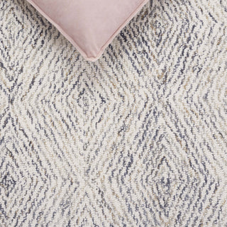 Safavieh Ebony EBN901N Navy / Ivory Area Rug Detail