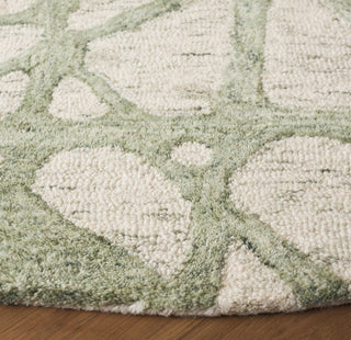 Safavieh Ebony EBN913Y Ivory / Light Green Area Rug Detail