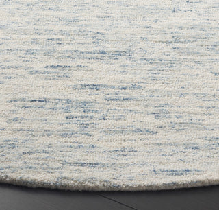 Safavieh Ebony EBN915A Ivory / Light Blue Area Rug Detail