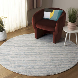 Safavieh Ebony EBN919L Ivory / Light Blue Area Rug Room Scene Feature