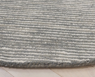 Safavieh Ebony EBN950F Grey / Ivory Area Rug Detail