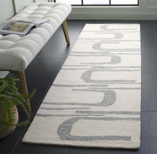 Safavieh Ebony EBN951M Ivory / Blue Area Rug Room Scene Feature