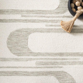 Safavieh Ebony EBN951Y Ivory / Green Area Rug Detail