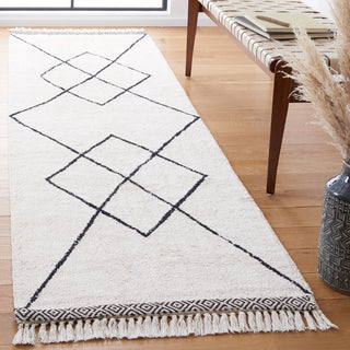Safavieh Easy Care ECR210A Ivory / Black Area Rug Room Scene