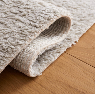 Safavieh Easy Care ECR210F Grey / Ivory Area Rug Detail