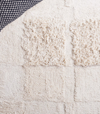 Safavieh Easy Care ECR225A Ivory Machine Washable Area Rug Detail