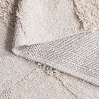 Safavieh Easy Care ECR225A Ivory Machine Washable Area Rug Fold