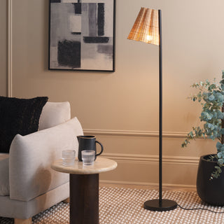 Safavieh Mio FLL3006A Natural / Black Lamp Room Scene On Feature