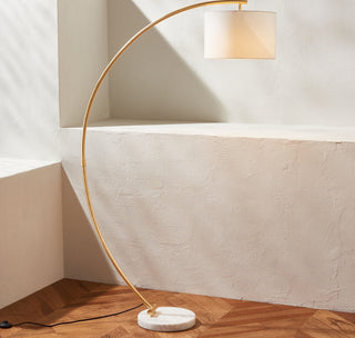 Safavieh Madigan FLL4115A Gold / White Lamp Room Scene On Feature