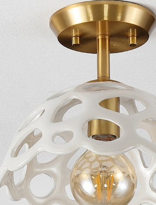 Safavieh Eldrid FLU4076A White / Gold Lamp Room Scene Off Feature