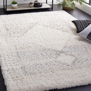 Safavieh Fontana Shag FNT827 Ivory / Grey Area Rug