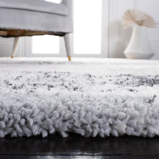 Safavieh Fontana Shag FNT892 Ivory / Grey Area Rug