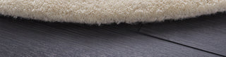 Safavieh Fifth Avenue FTV128A Ivory Area Rug Detail