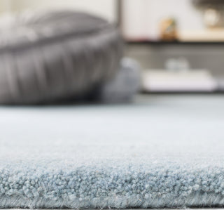 Safavieh Fifth Avenue FTV128M Blue Area Rug Detail