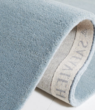 Safavieh Fifth Avenue FTV128M Blue Area Rug Detail