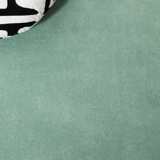 Safavieh Fifth Avenue FTV128Y Green Area Rug Detail