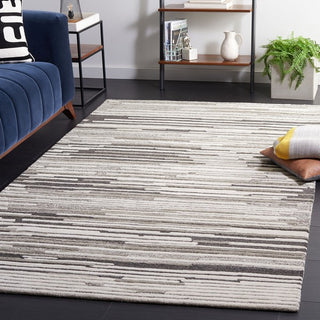 Safavieh Fifth Avenue FTV132B Natural / Grey Area Rug Room Scene