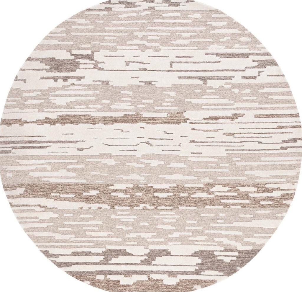 Safavieh Fifth Avenue FTV133B Natural / Brown Area Rug main image