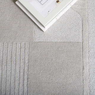 Safavieh Fifth Avenue FTV251A Grey Area Rug Detail