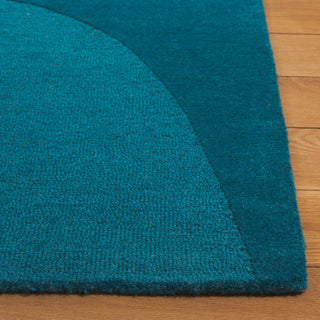 Safavieh Fifth Avenue FTV253L Turquoise Area Rug Detail