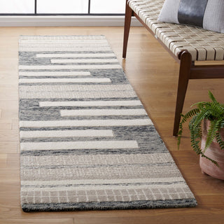 Safavieh Fifth Avenue FTV410H Charcoal / Ivory Area Rug Room Scene Feature