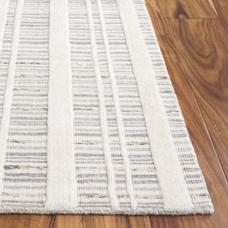 Safavieh Fifth Avenue FTV651F Grey / Ivory Area Rug Detail