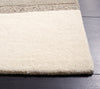 Safavieh Fifth Avenue FTV702A Ivory / Grey Area Rug Detail