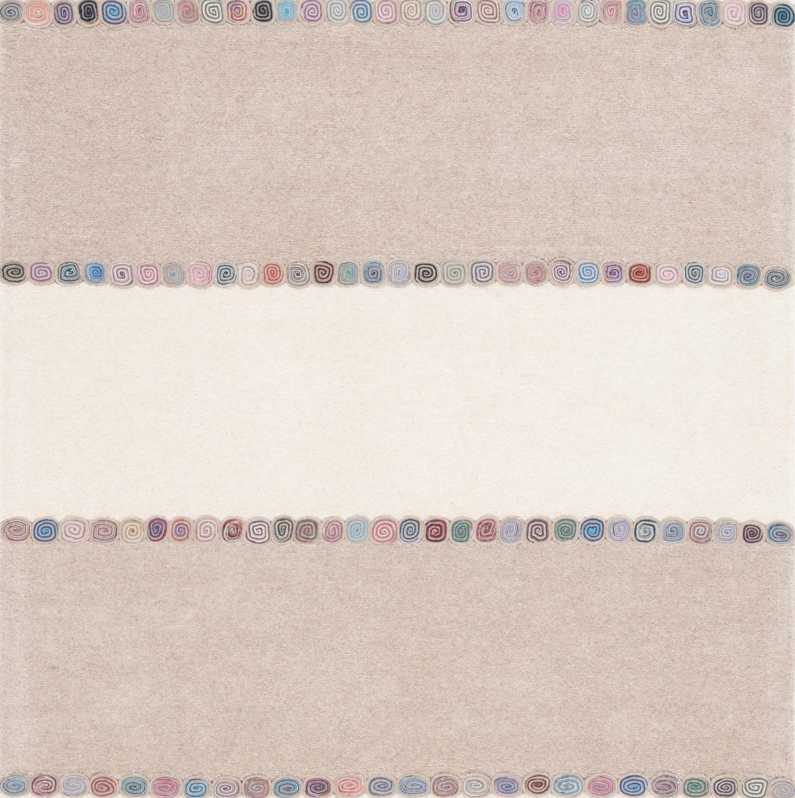 Safavieh Fifth Avenue FTV703A Ivory / Beige Area Rug main image