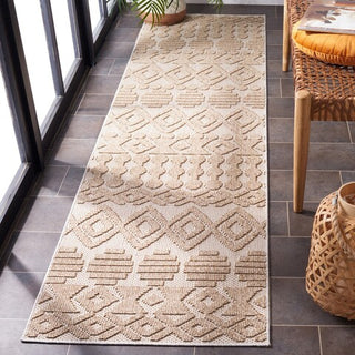 Safavieh Global GLB214 Beige / Brown Area Rug Room Scene Feature