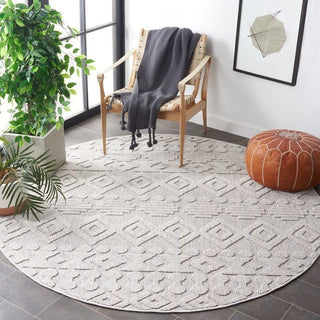 Safavieh Global GLB214 Grey / Ivory Area Rug Room Scene Feature