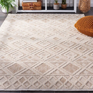 Safavieh Global GLB404 Beige / Ivory Area Rug