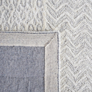 Safavieh Glamour GLM538F Grey / Ivory Area Rug Backing