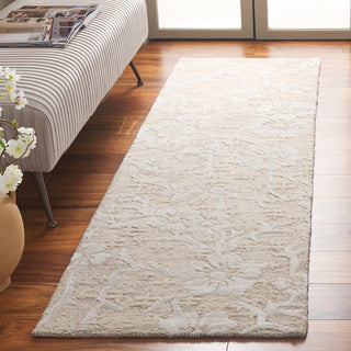 Safavieh Glamour GLM540B Beige / Ivory Area Rug Room Scene Feature