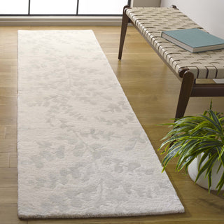 Safavieh Glamour GLM542A Ivory / Beige Area Rug Room Scene Feature