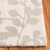 Safavieh Glamour GLM542A Ivory / Beige Area Rug Detail