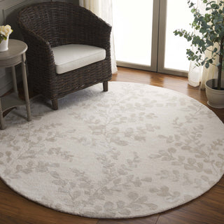 Safavieh Glamour GLM542A Ivory / Beige Area Rug Room Scene Feature