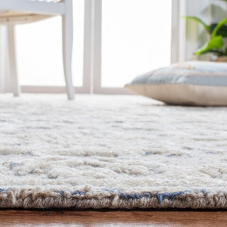 Safavieh Glamour GLM551M Blue / Ivory Area Rug Detail